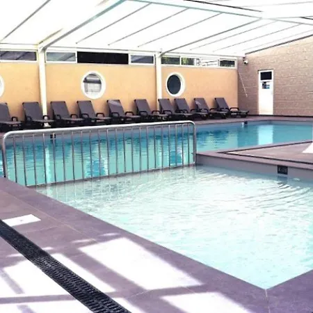 مكان تخييم Mobil 32m² Avec Terrasse Pour 6 Personnes - Api-1-52-304 *