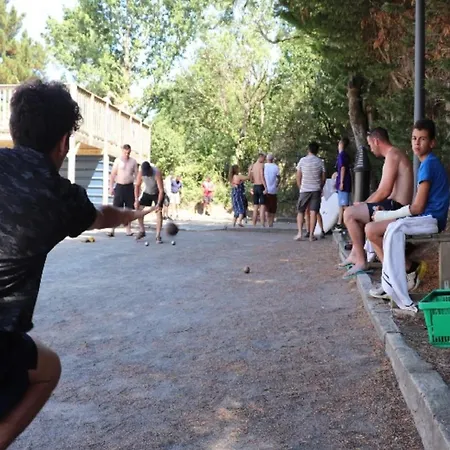 Campsite Mobil 32m² Avec Terrasse Pour 6 Personnes - Api-1-52-304 *