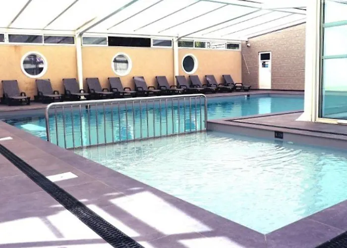 Campsite Mobil 32m² Avec Terrasse Pour 6 Personnes - Api-1-52-304 *