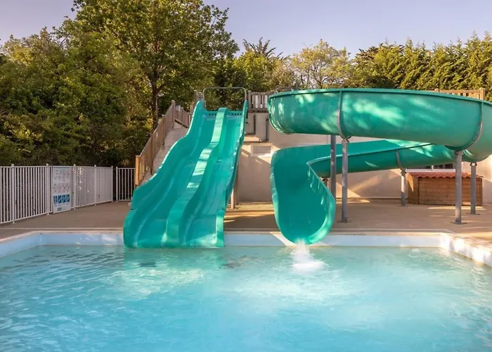 Campsite Mobil 32m² Avec Terrasse Pour 6 Personnes - Api-1-52-304