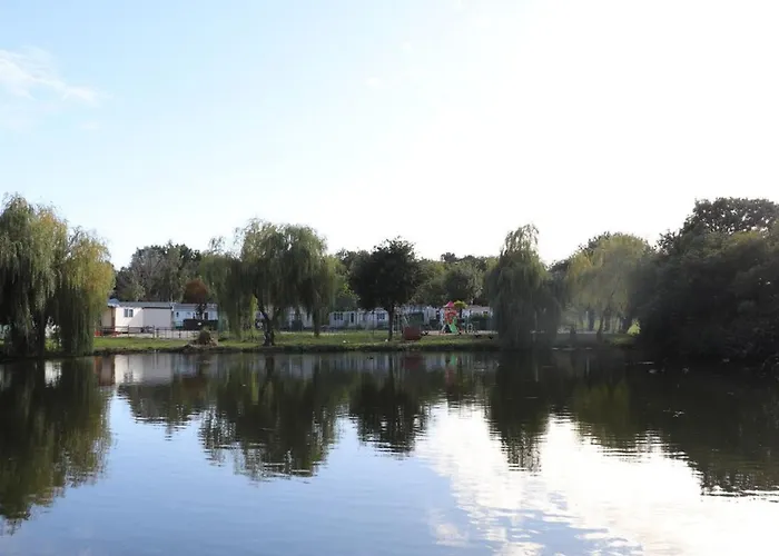 Mobil 32m² Avec Terrasse Pour 6 Personnes - Api-1-52-304 *