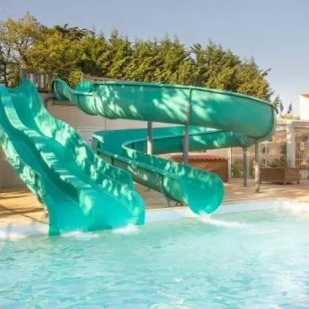 Kamp alanı Mobil 32m² Avec Terrasse Pour 6 Personnes - Api-1-52-304 *