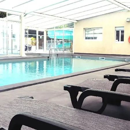 Kamp alanı Mobil 32m² Avec Terrasse Pour 6 Personnes - Api-1-52-304