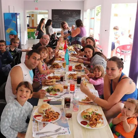 Kamp alanı Mobil 32m² Avec Terrasse Pour 6 Personnes - Api-1-52-304